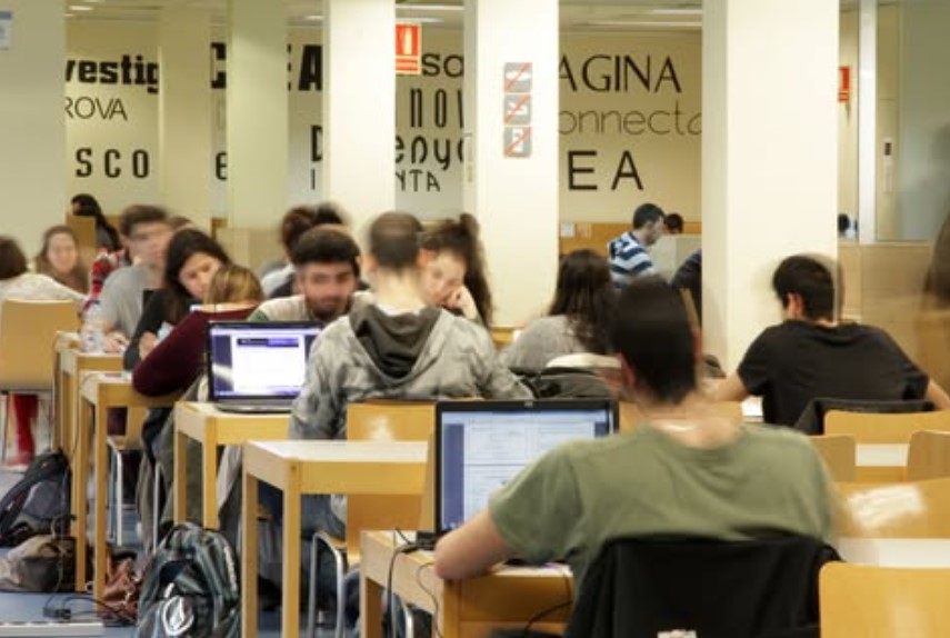 girl-at-campus
